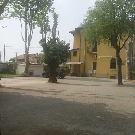 Hotel La Pendola Ozzero